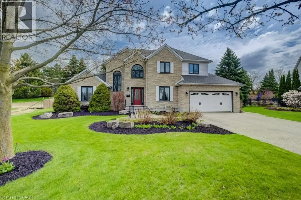 207 Woodridge Drive Petersburg ON N0B 2H0