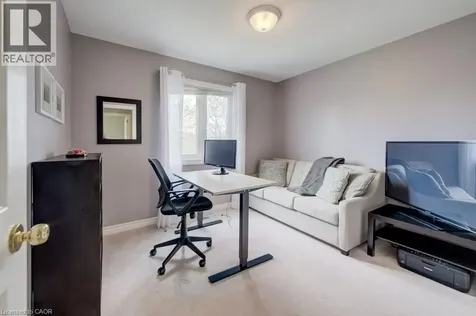 207 Woodridge Drive Petersburg ON N0B 2H0