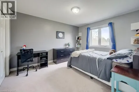 207 Woodridge Drive Petersburg ON N0B 2H0