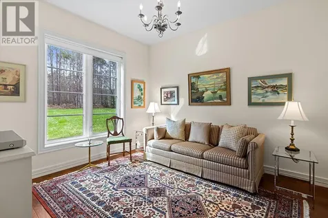 38 Copeland Creek Drive Tiny ON L9M 0M3