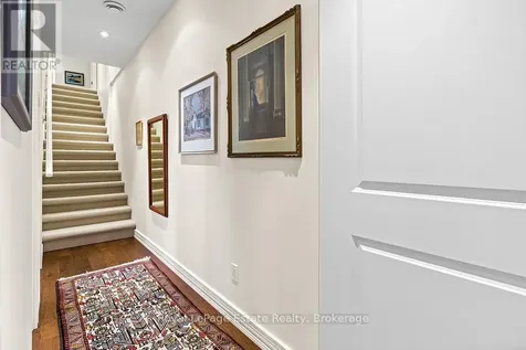38 Copeland Creek Drive Tiny ON L9M 0M3