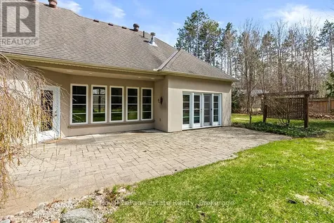 38 Copeland Creek Drive Tiny ON L9M 0M3