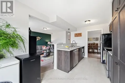 88 Feathertop Lane Ottawa ON K2V 0K2