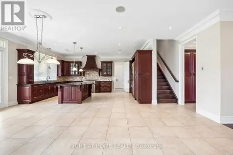 18 Bice Court Clarington ON L0B 1J0