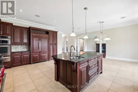 18 Bice Court Clarington ON L0B 1J0