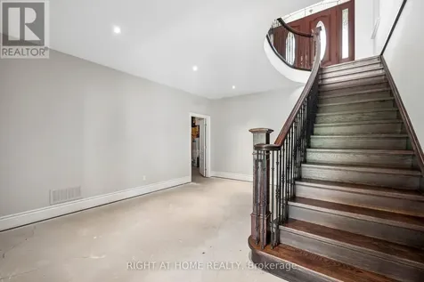 18 Bice Court Clarington ON L0B 1J0