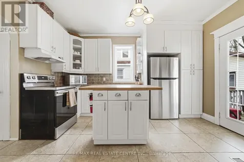 30 Grand Avenue Haldimand ON N3W 2J5