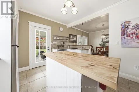 30 Grand Avenue Haldimand ON N3W 2J5