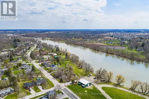 30 Grand Avenue Haldimand ON N3W 2J5