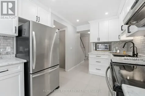 30 Green Valley Drive Kitchener ON N2P 1G8