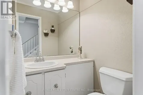 30 Green Valley Drive Kitchener ON N2P 1G8