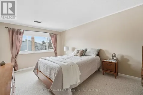 30 Green Valley Drive Kitchener ON N2P 1G8