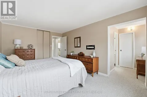 30 Green Valley Drive Kitchener ON N2P 1G8