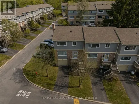 30 Green Valley Drive Kitchener ON N2P 1G8