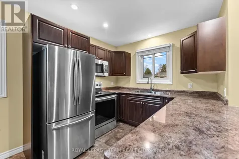 128 Ellis Avenue Pembroke ON K8A 2H9