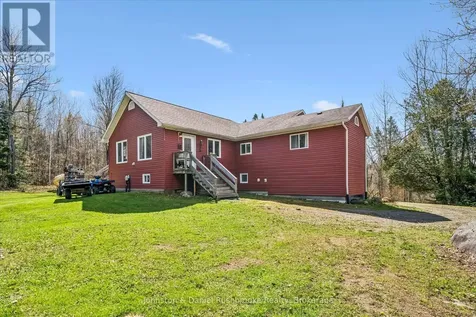2519 South Horn Lake Rd R.r.#3 Road Magnetawan ON P0A 1C0