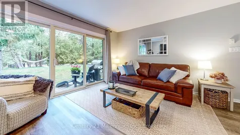 23 Dawson Drive Collingwood ON L9Y 5B4