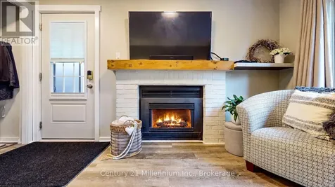 23 Dawson Drive Collingwood ON L9Y 5B4