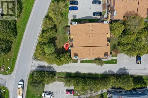 23 Dawson Drive Collingwood ON L9Y 5B4