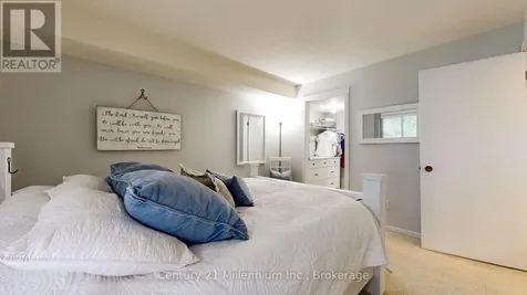 23 Dawson Drive Collingwood ON L9Y 5B4