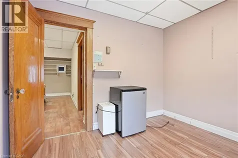 826 Main Street East Hamilton ON L8M 1L6