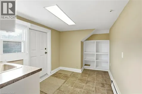 826 Main Street East Hamilton ON L8M 1L6
