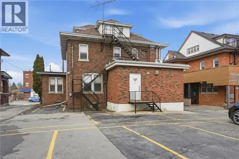 826 Main Street East Hamilton ON L8M 1L6