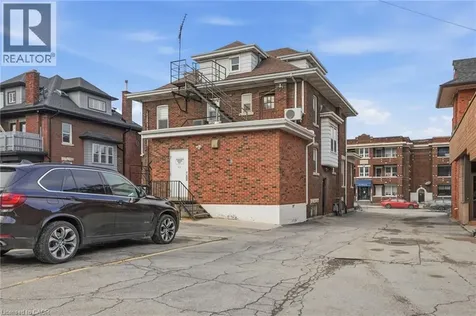 826 Main Street East Hamilton ON L8M 1L6