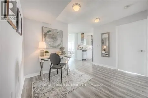 15 Fort York Boulevard Toronto (waterfront Communities) ON M5V 3Y4