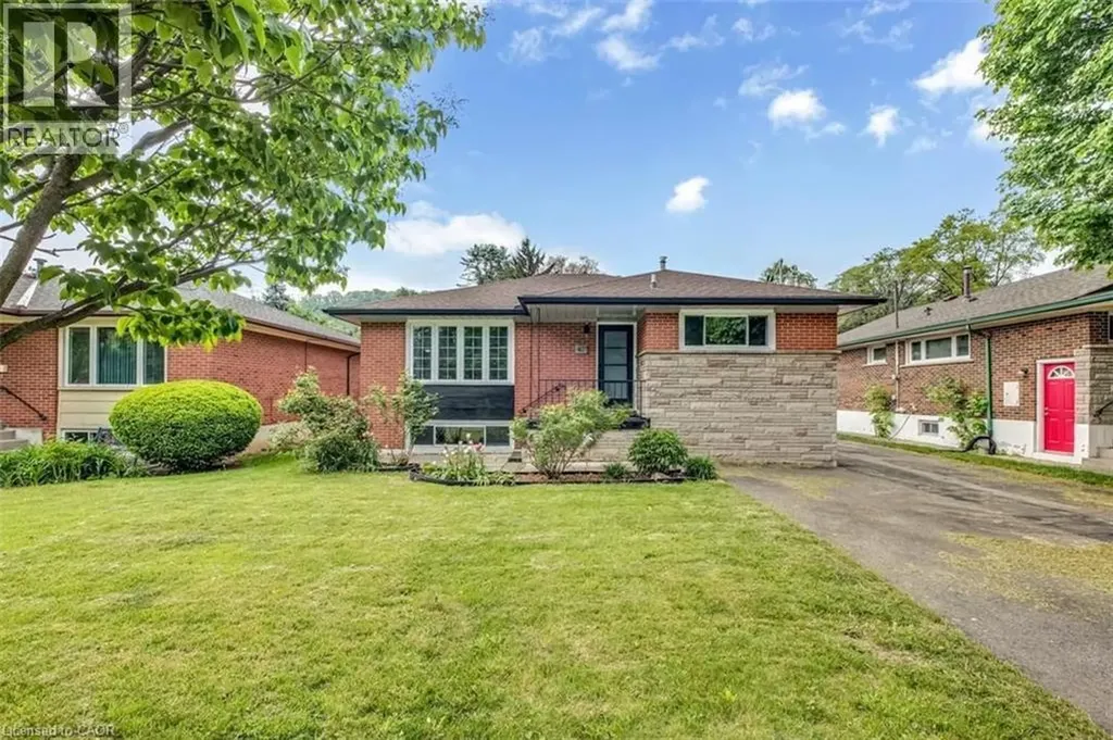 47 Purvis Drive Hamilton ON L8S 2S3