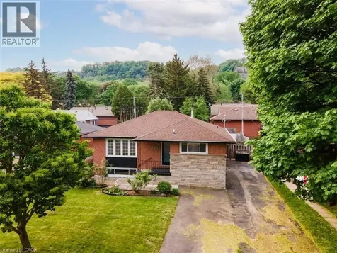 47 Purvis Drive Hamilton ON L8S 2S3