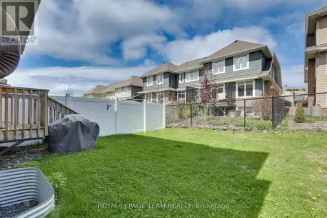 711 Gabriola Way Ottawa ON K2T 1C5