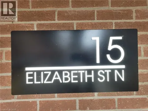 15 Elizabeth Street Mississauga ON L5G 2Z3
