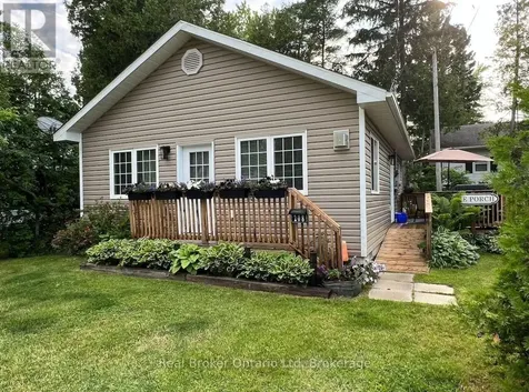 208 Second Avenue South South Bruce Peninsula ON N0H 2G0