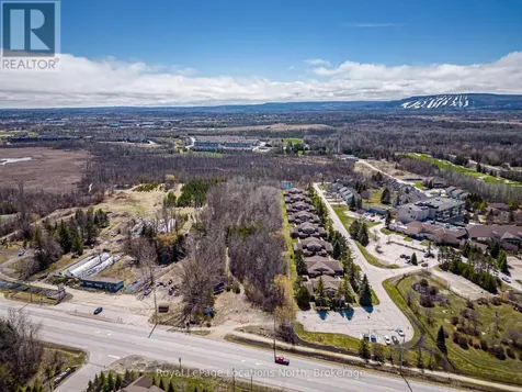 11589 26 Highway Collingwood ON L9Y 5E7