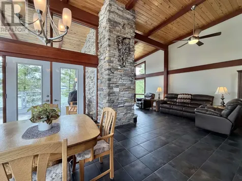 447 Hopkins Bay Road Fort Frances ON P9A 3M3