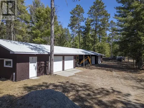 447 Hopkins Bay Road Fort Frances ON P9A 3M3