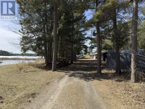 447 Hopkins Bay Road Fort Frances ON P9A 3M3