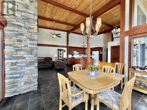 447 Hopkins Bay Road Fort Frances ON P9A 3M3