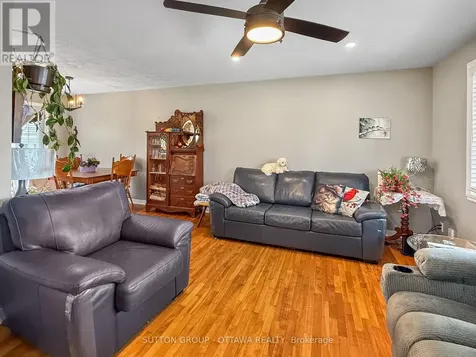 412 Leitch Drive Cornwall ON K6H 5P4
