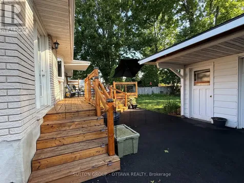 412 Leitch Drive Cornwall ON K6H 5P4