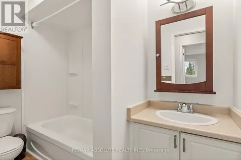 762 St. Andre Drive Ottawa ON K1C 4S7