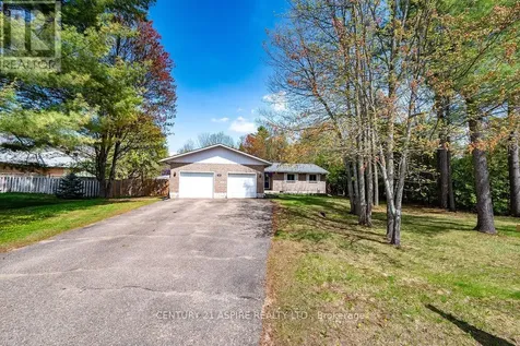 21 Heritage Drive Petawawa ON K8H 3K9