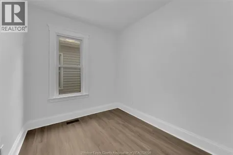 505 Mckay Windsor ON N9B 1Z7
