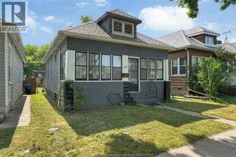 505 Mckay Windsor ON N9B 1Z7