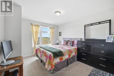 224 Clintonia Street Ottawa ON K2V 0K6