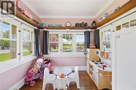 392 Queenston Street St. Catharines ON L2P 2X9