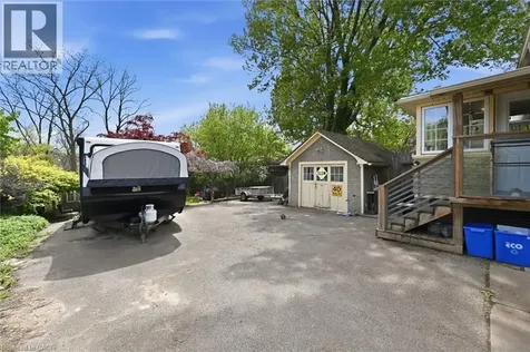 392 Queenston Street St. Catharines ON L2P 2X9