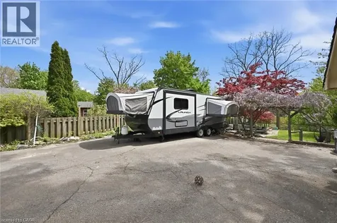 392 Queenston Street St. Catharines ON L2P 2X9