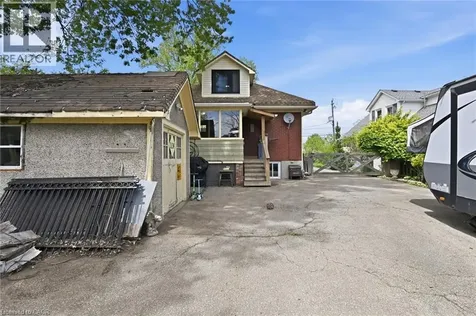 392 Queenston Street St. Catharines ON L2P 2X9